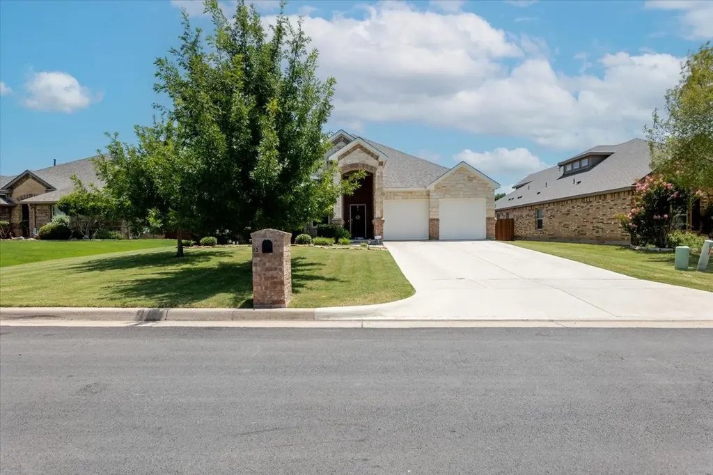 2222 Louis Trail Weatherford TX 76087