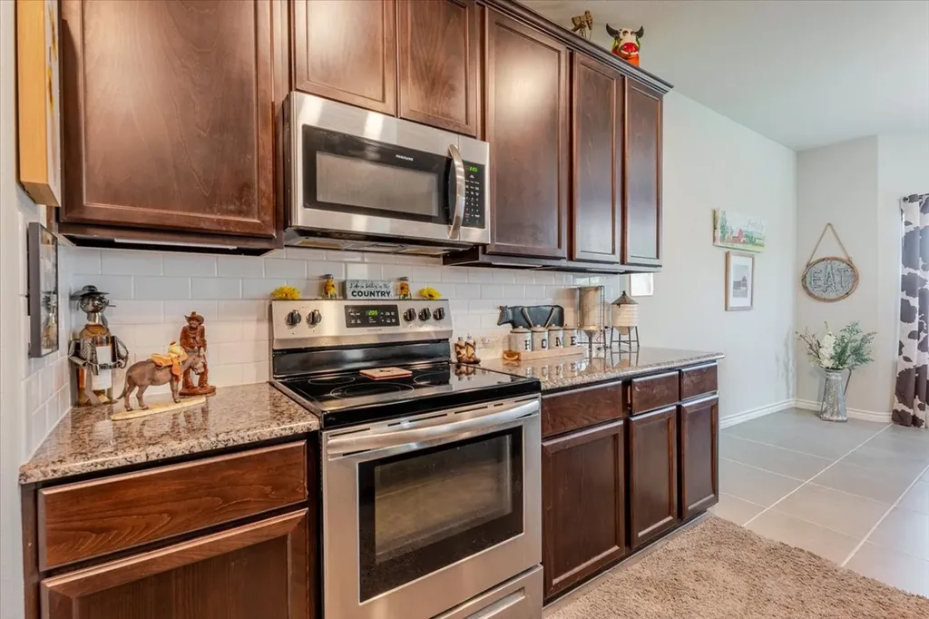 2222 Louis Trail Weatherford TX 76087
