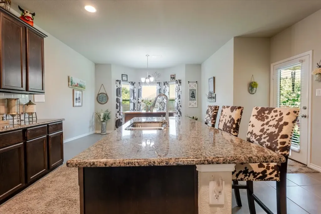 2222 Louis Trail Weatherford TX 76087