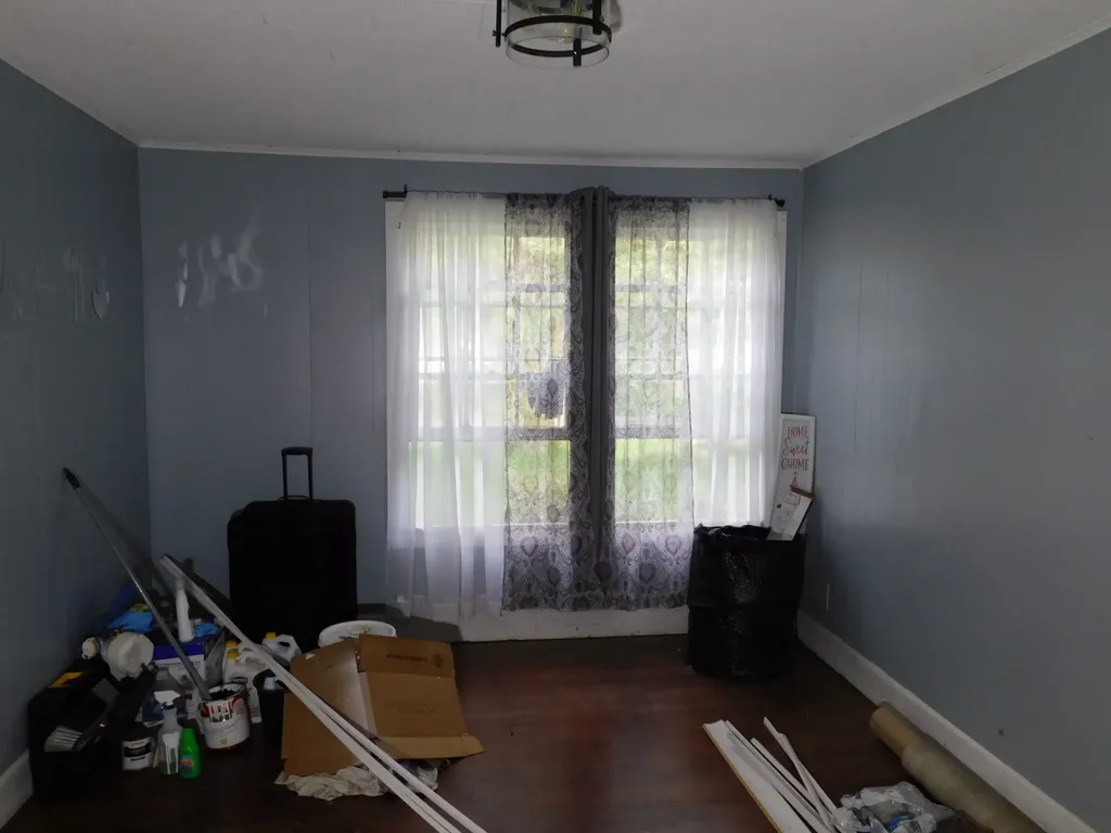 213 3rd Street Pinehill Street Springhill LA 71075
