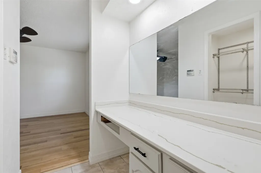 2400 York Minster Court Arlington TX 76006