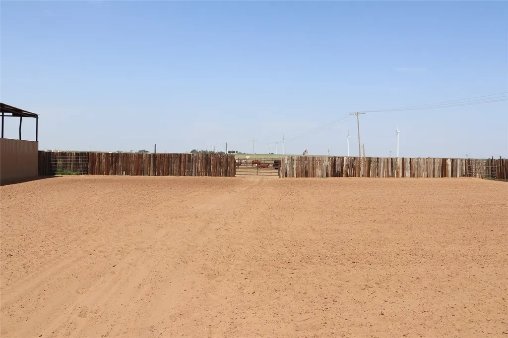 9315 Cr 106 W Vernon TX 76384