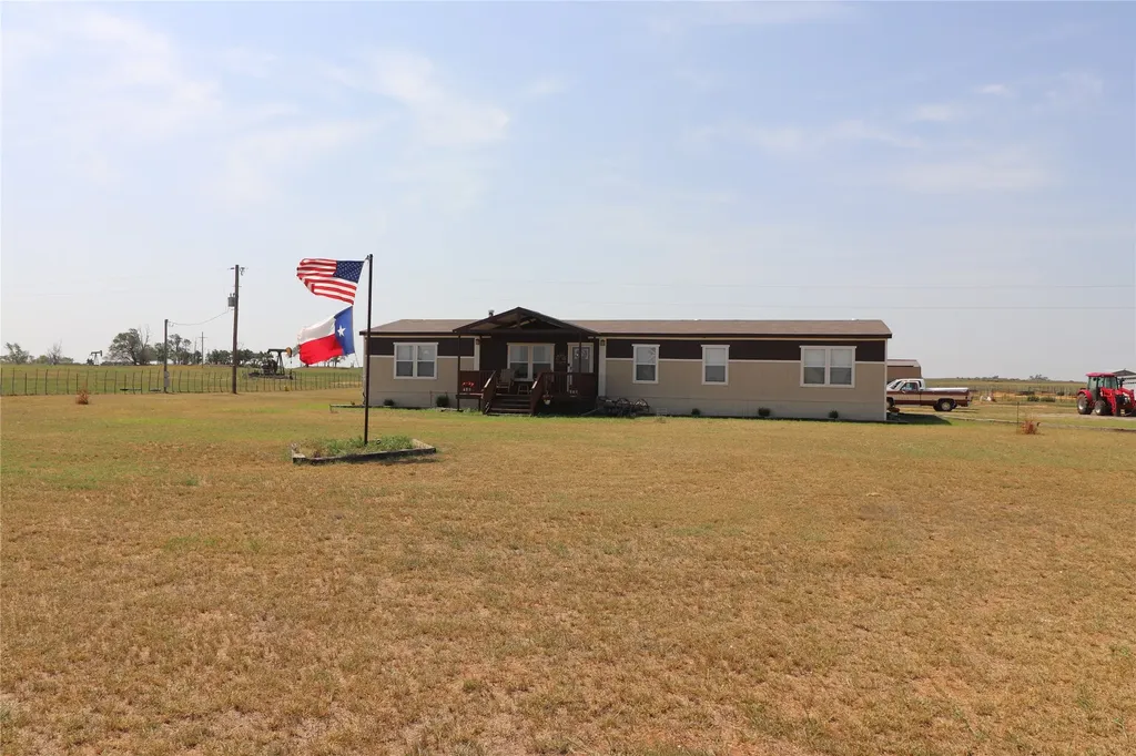 9315 Cr 106 W Vernon TX 76384
