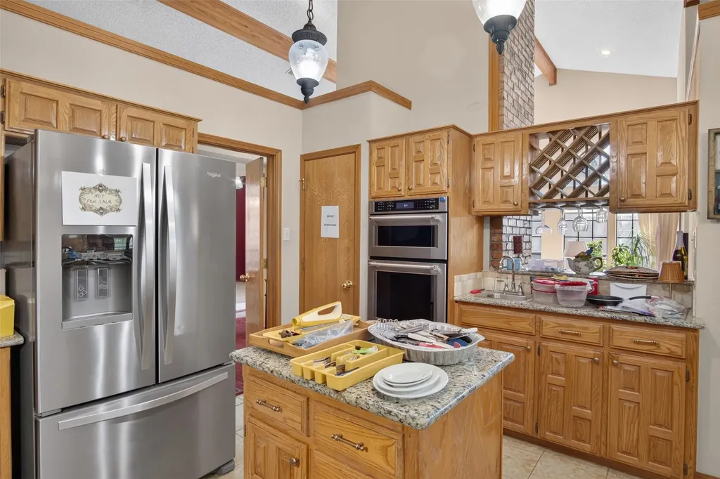 604 Gunnison Drive Arlington TX 76006