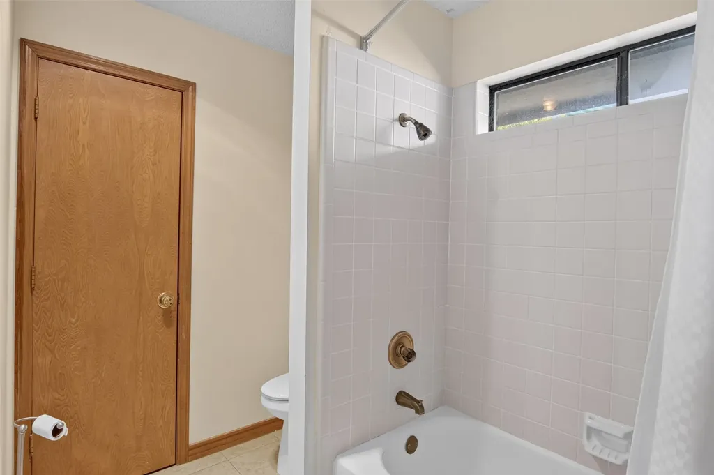 604 Gunnison Drive Arlington TX 76006