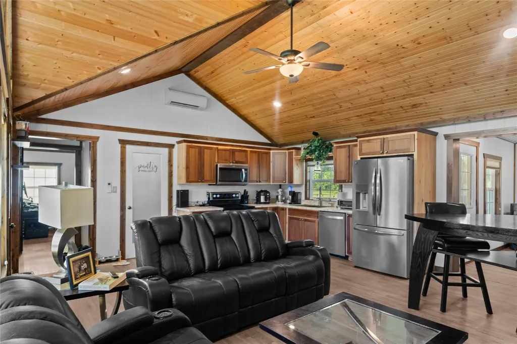 1001 County Road 1350 Quitman TX 75783