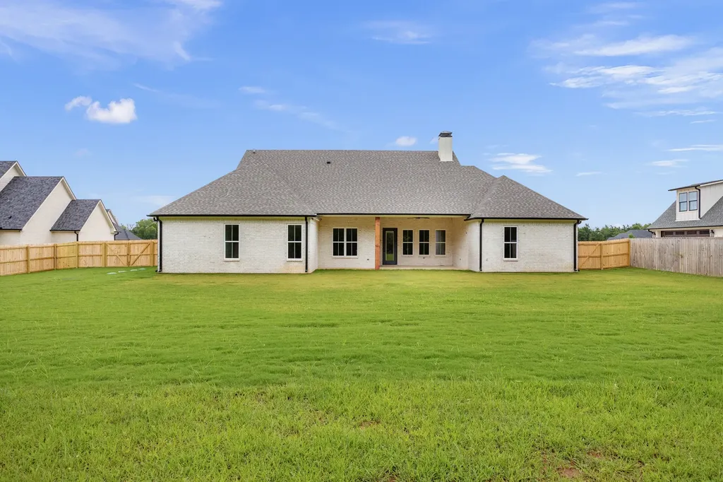 12388 Madison Crossing Bullard TX 75757
