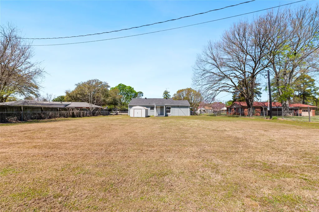 813 N Winnsboro Street Quitman TX 75783