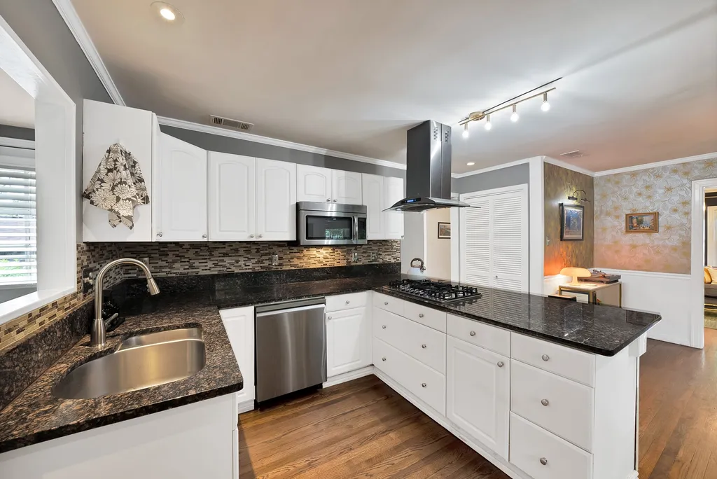 1118 Tenison Memorial Drive Dallas TX 75223