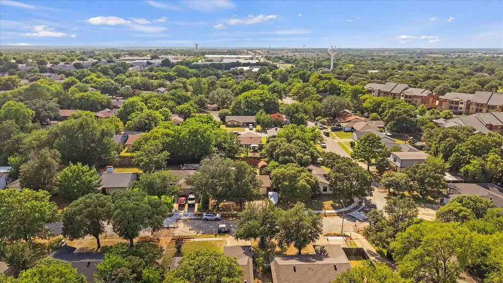 5431 Kings Manor Drive Lake Dallas TX 75065