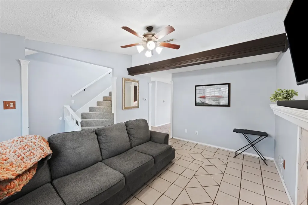 5431 Kings Manor Drive Lake Dallas TX 75065