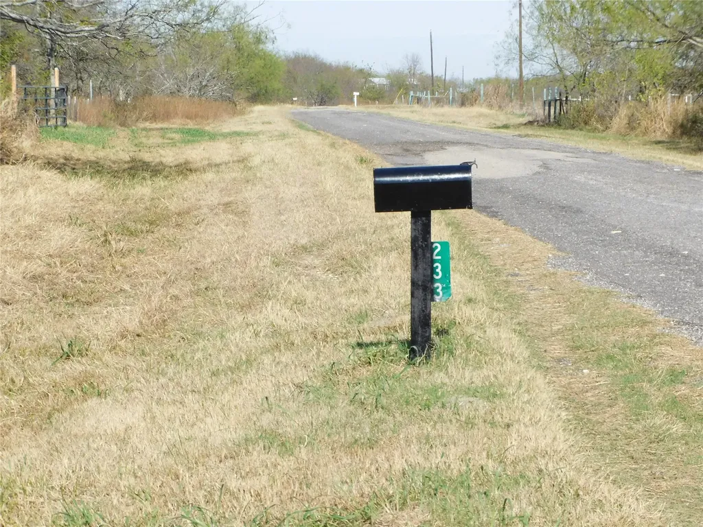 233 Hcr 3315 Hubbard TX 76648
