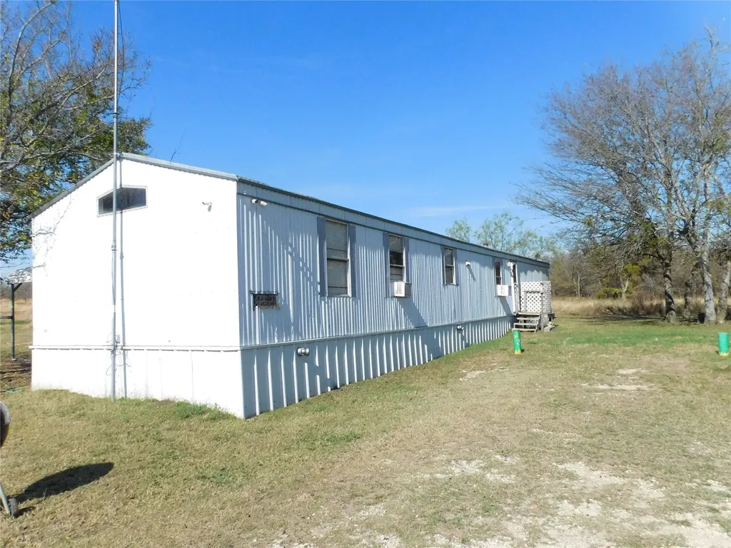 233 Hcr 3315 Hubbard TX 76648