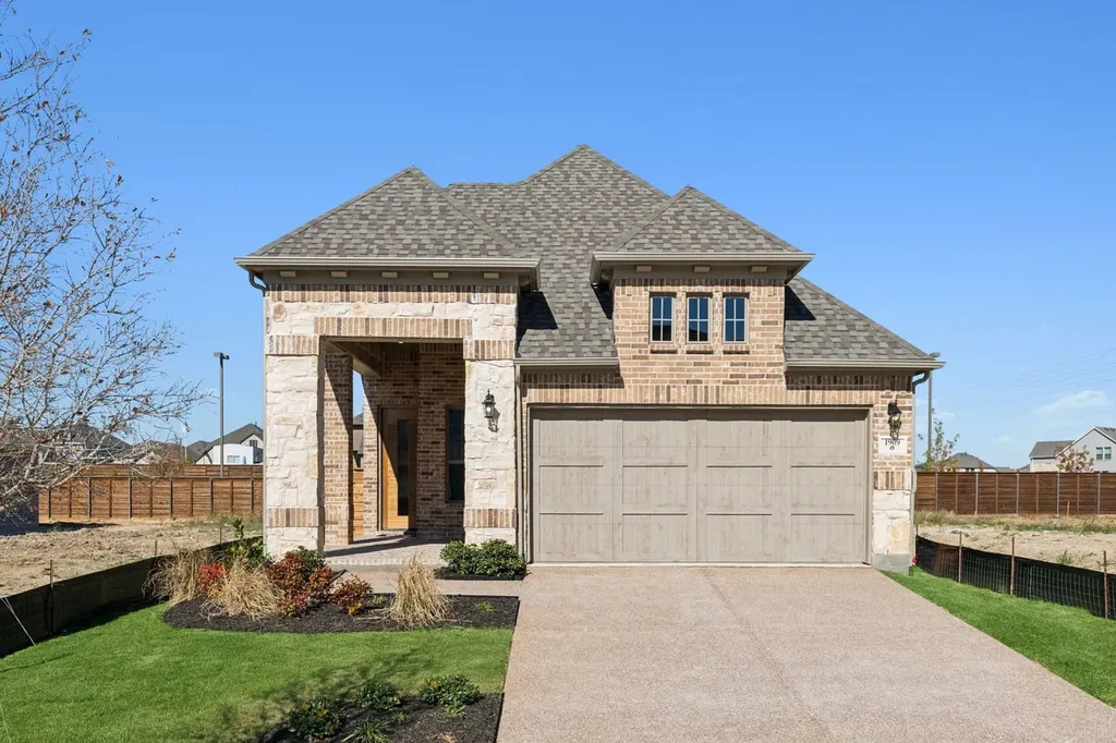 2005 Lone Oak Trail Mesquite TX 75181