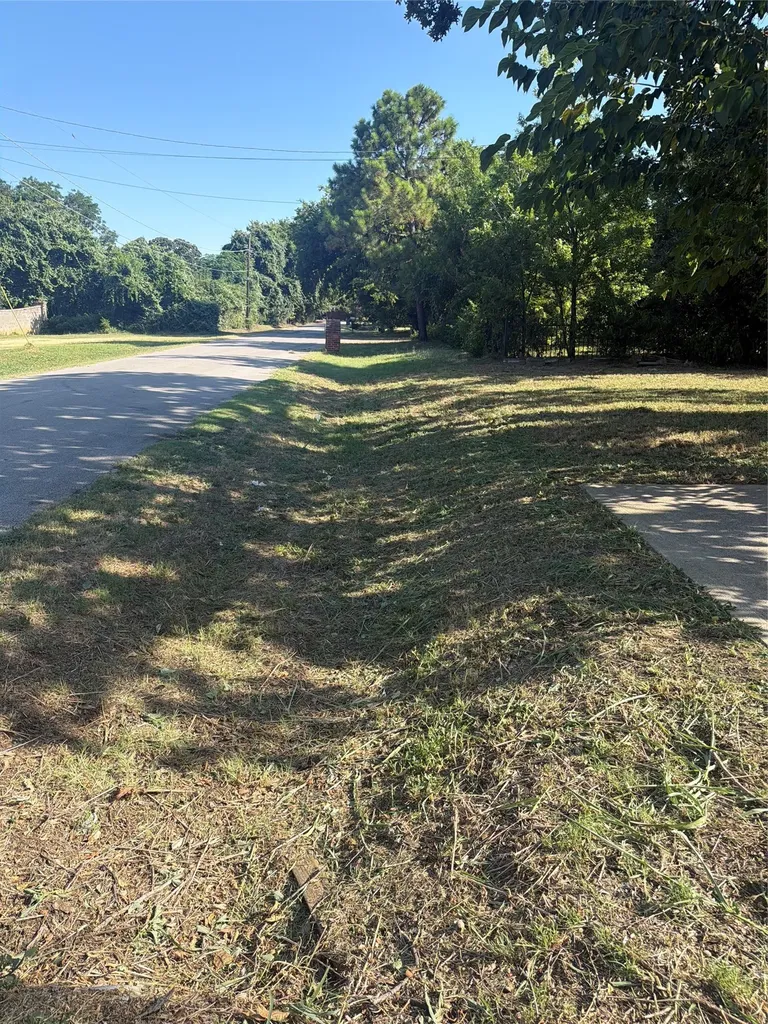 6027 Guilford Street Forest Hill TX 76119
