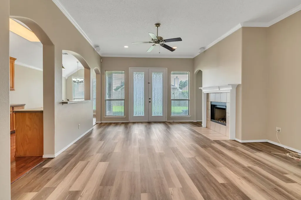 9112 Tyne Trail Fort Worth TX 76118