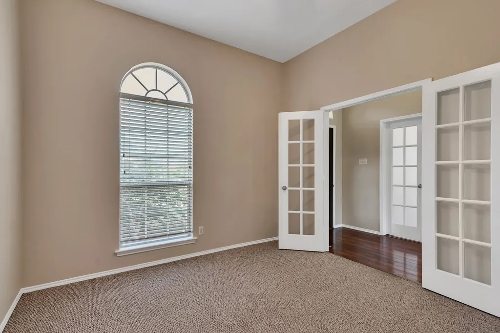 9112 Tyne Trail Fort Worth TX 76118