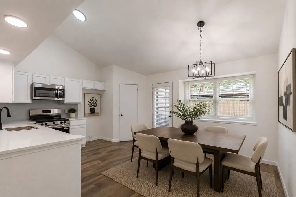 2429 Chestnut Way Bedford TX 76022
