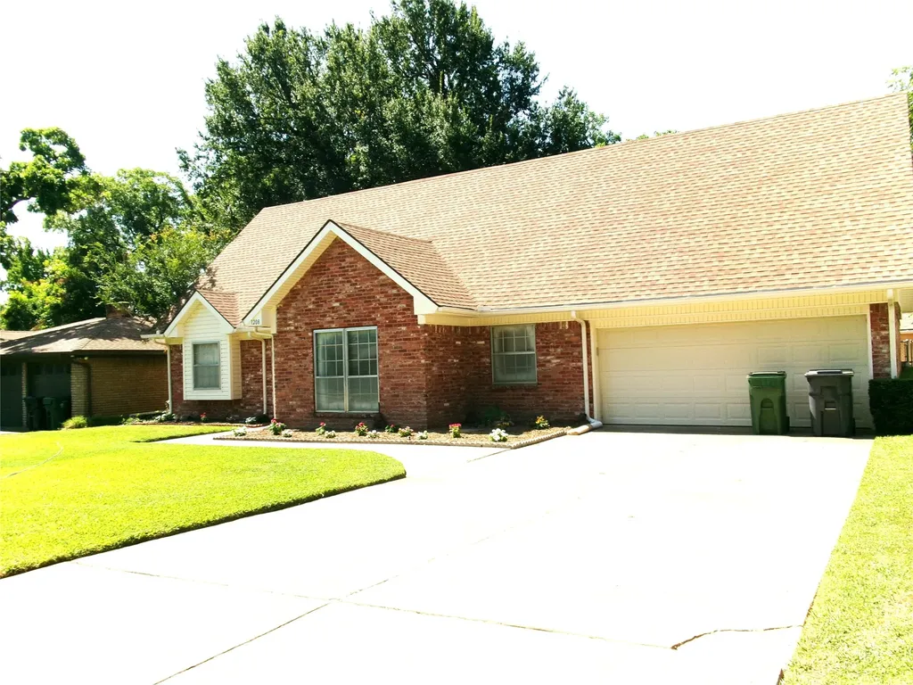 1208 Academy Drive Arlington TX 76013