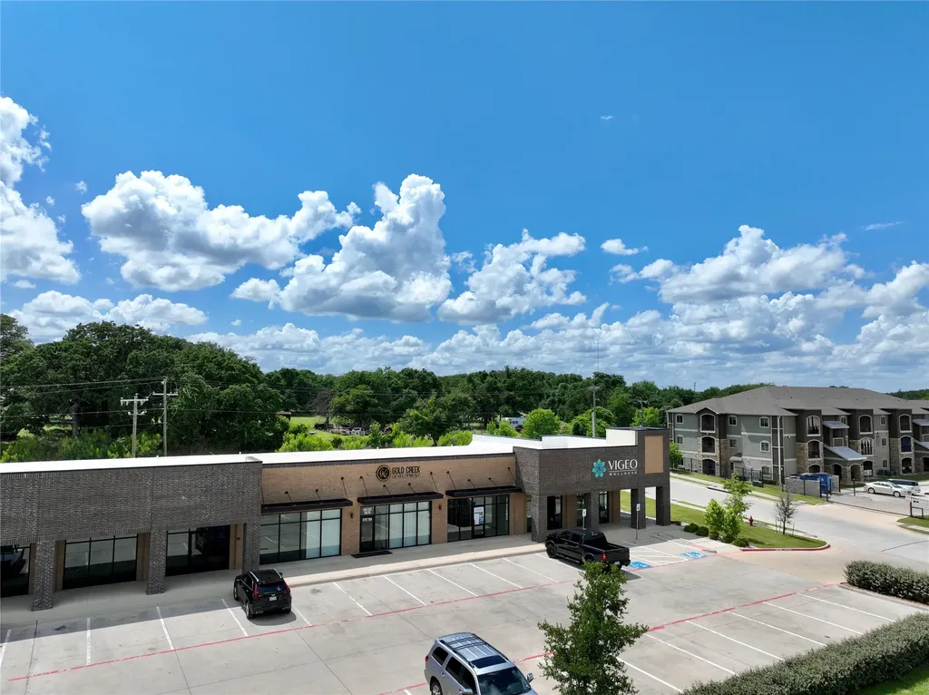 1801 Fort Worth Highway Weatherford TX 76086