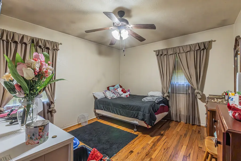 5910 Cedar Glen Drive Dallas TX 75232