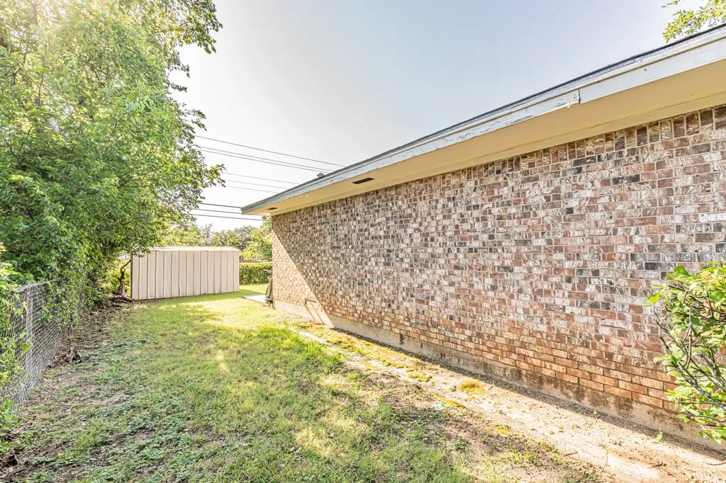 5910 Cedar Glen Drive Dallas TX 75232