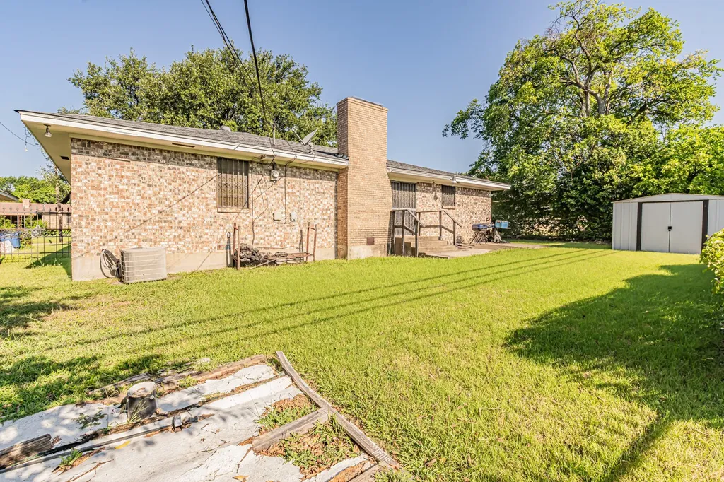 5910 Cedar Glen Drive Dallas TX 75232