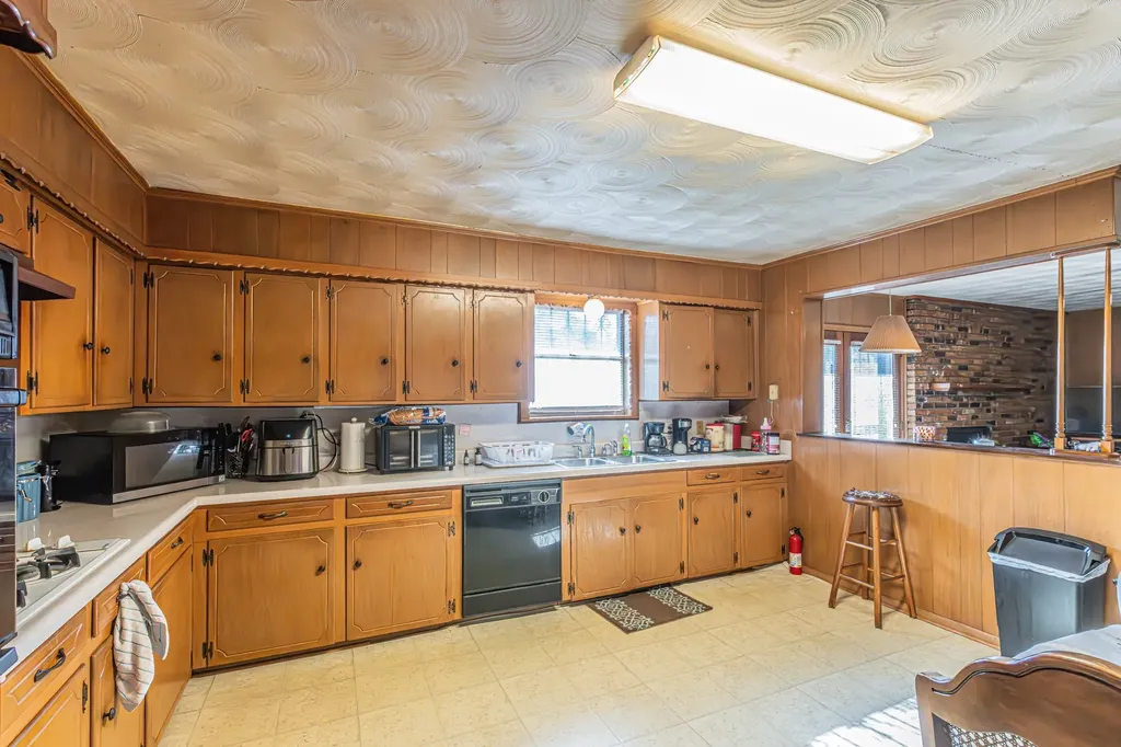 5910 Cedar Glen Drive Dallas TX 75232