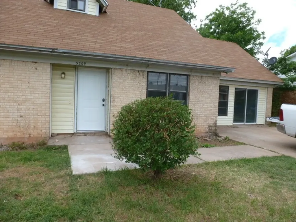 5209 Llano Street Abilene TX 79605
