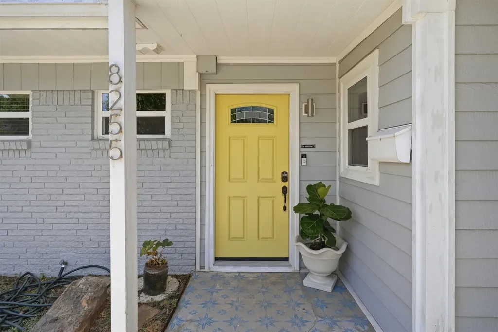 8255 Longford Drive Fort Worth TX 76116