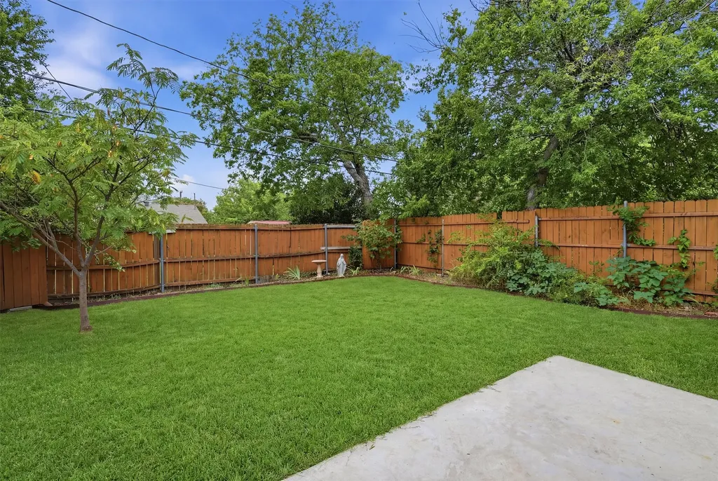 8255 Longford Drive Fort Worth TX 76116