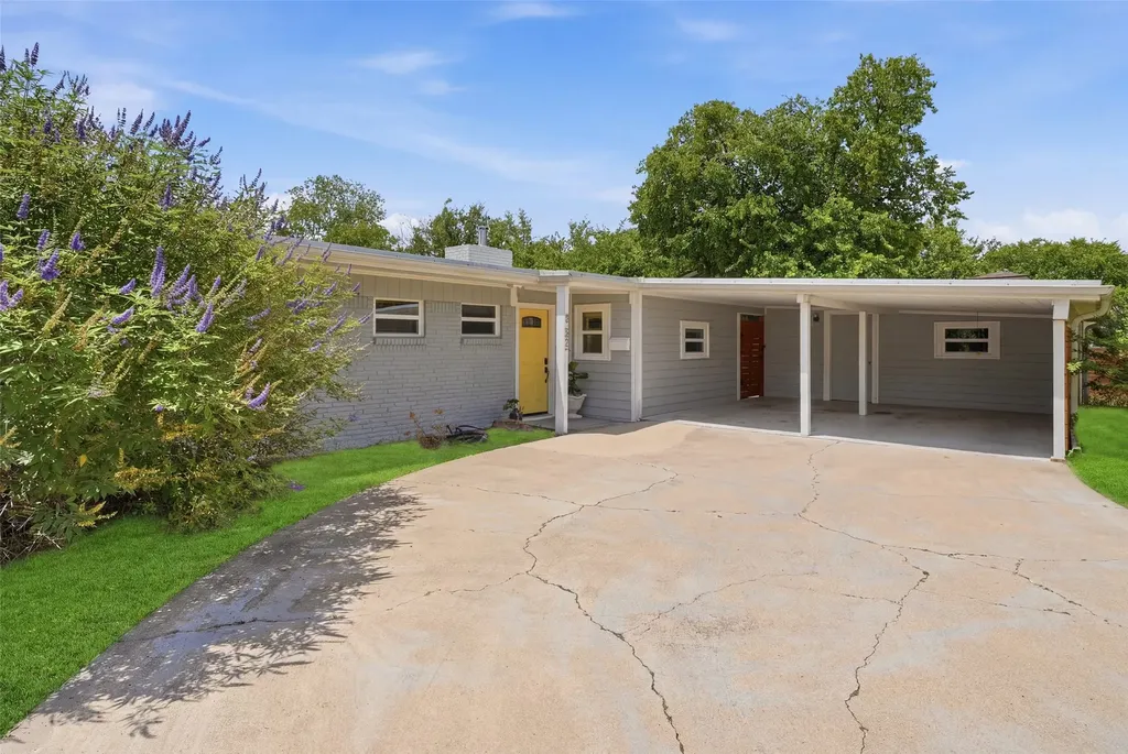 8255 Longford Drive Fort Worth TX 76116