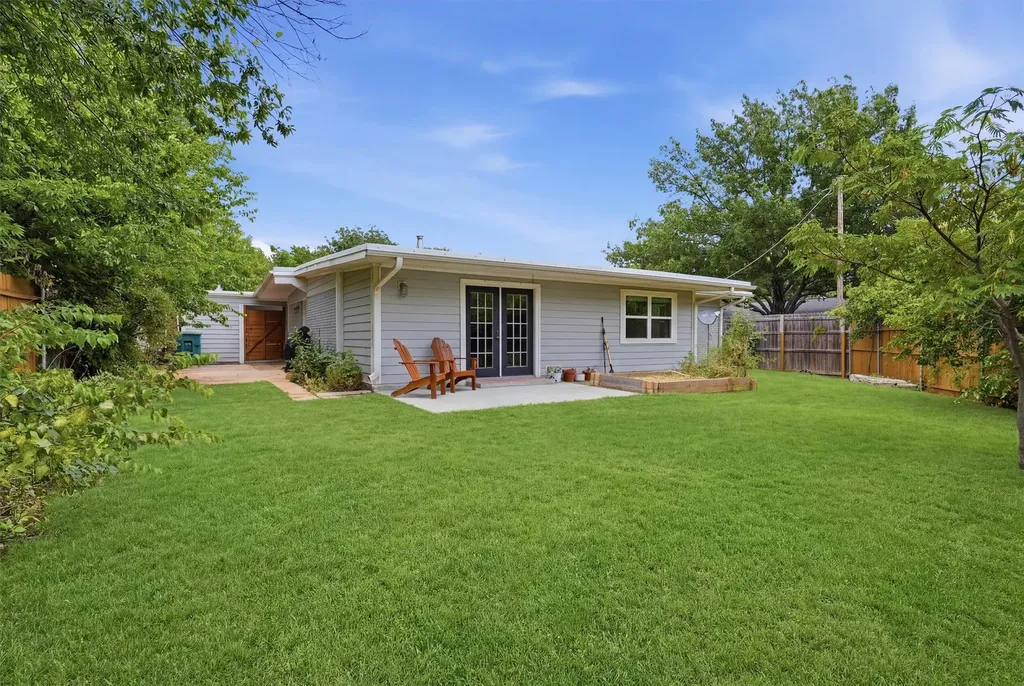 8255 Longford Drive Fort Worth TX 76116