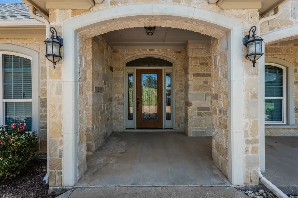 2009 Canaveral Court Granbury TX 76048