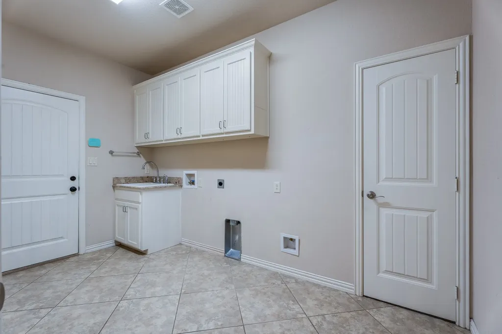 2009 Canaveral Court Granbury TX 76048
