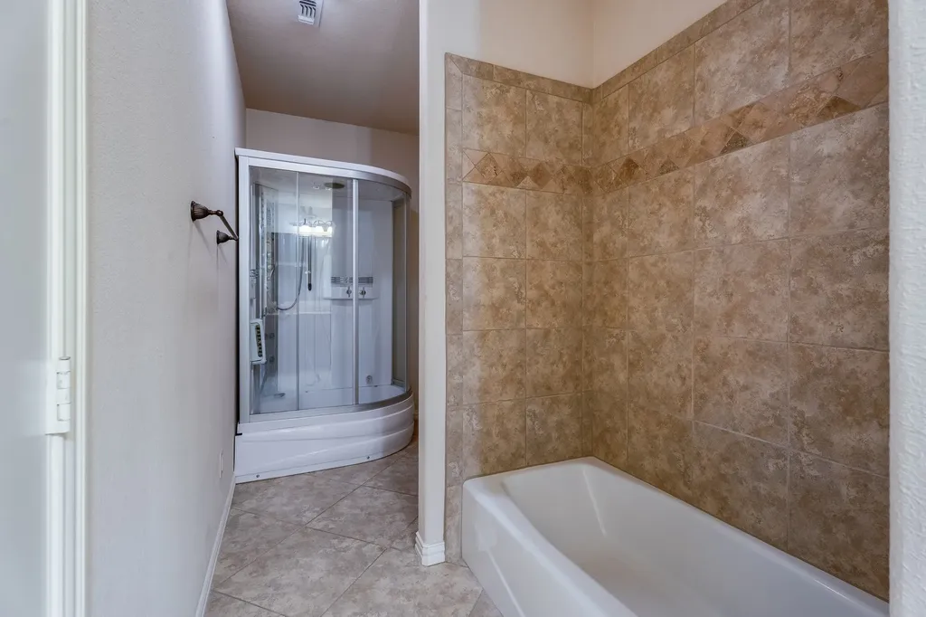 2009 Canaveral Court Granbury TX 76048