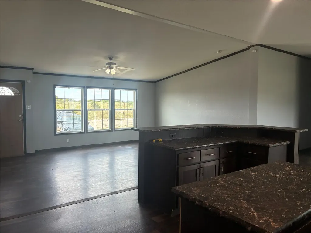 389 County Road 1281 Lampasas TX 76550