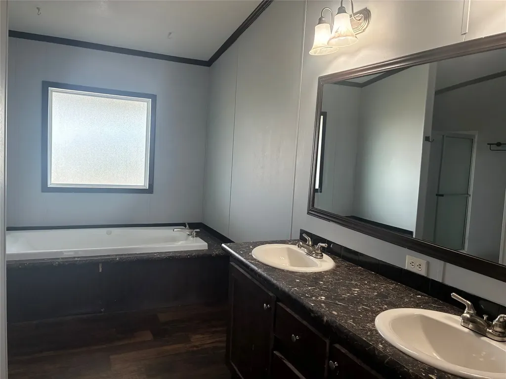 389 County Road 1281 Lampasas TX 76550