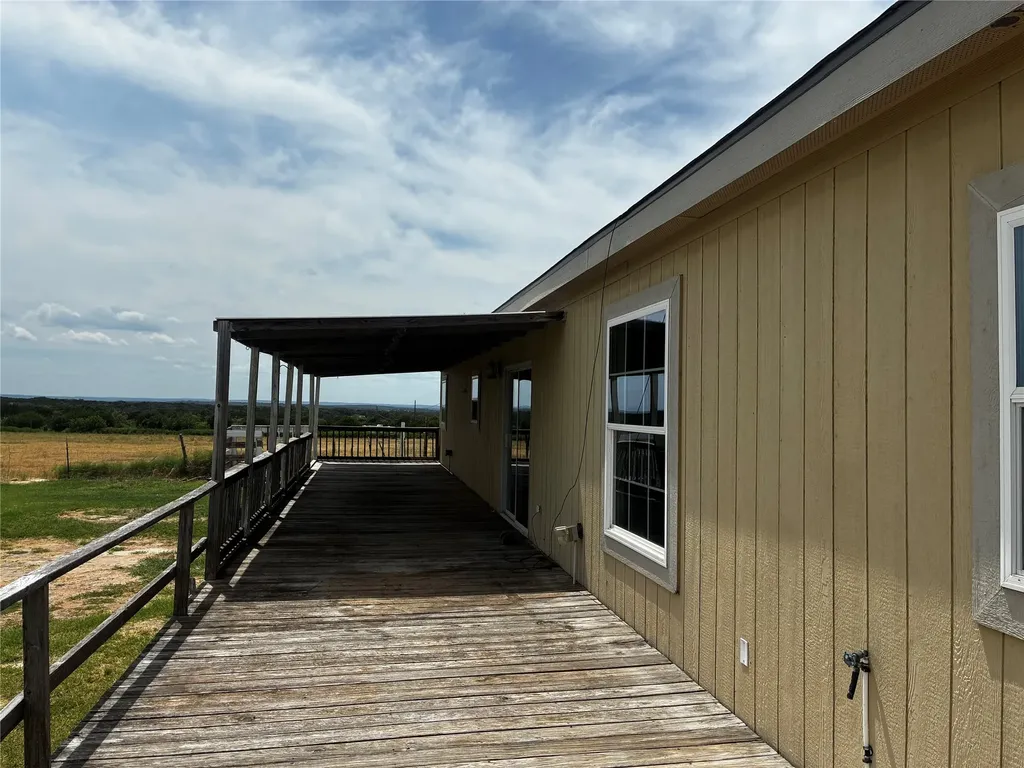 389 County Road 1281 Lampasas TX 76550