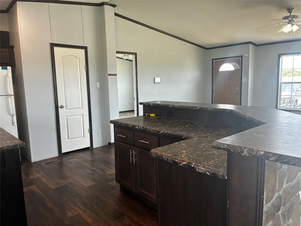 389 County Road 1281 Lampasas TX 76550
