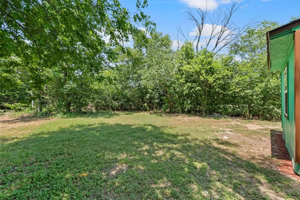 1304 E Clay Street Waco TX 76704
