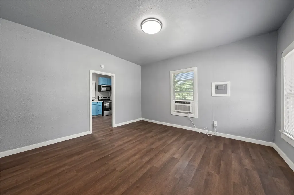 1304 E Clay Street Waco TX 76704