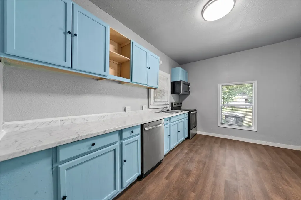 1304 E Clay Street Waco TX 76704