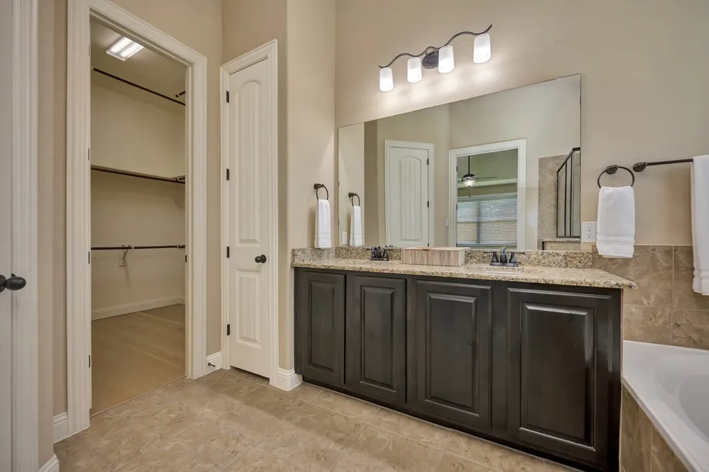 5524 Ivyridge Lane Mckinney TX 75071