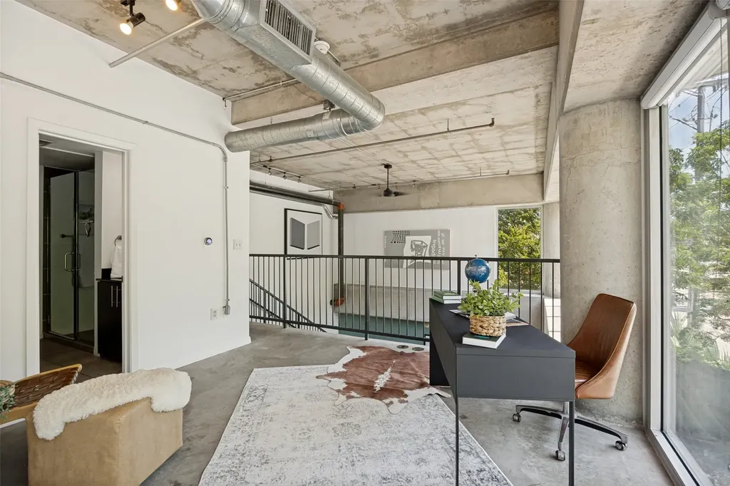 1001 Belleview Street Dallas TX 75215