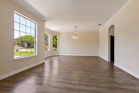 4115 Abingdon Drive Garland TX 75043
