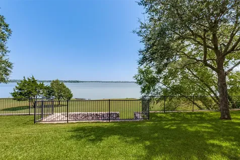 4115 Abingdon Drive Garland TX 75043