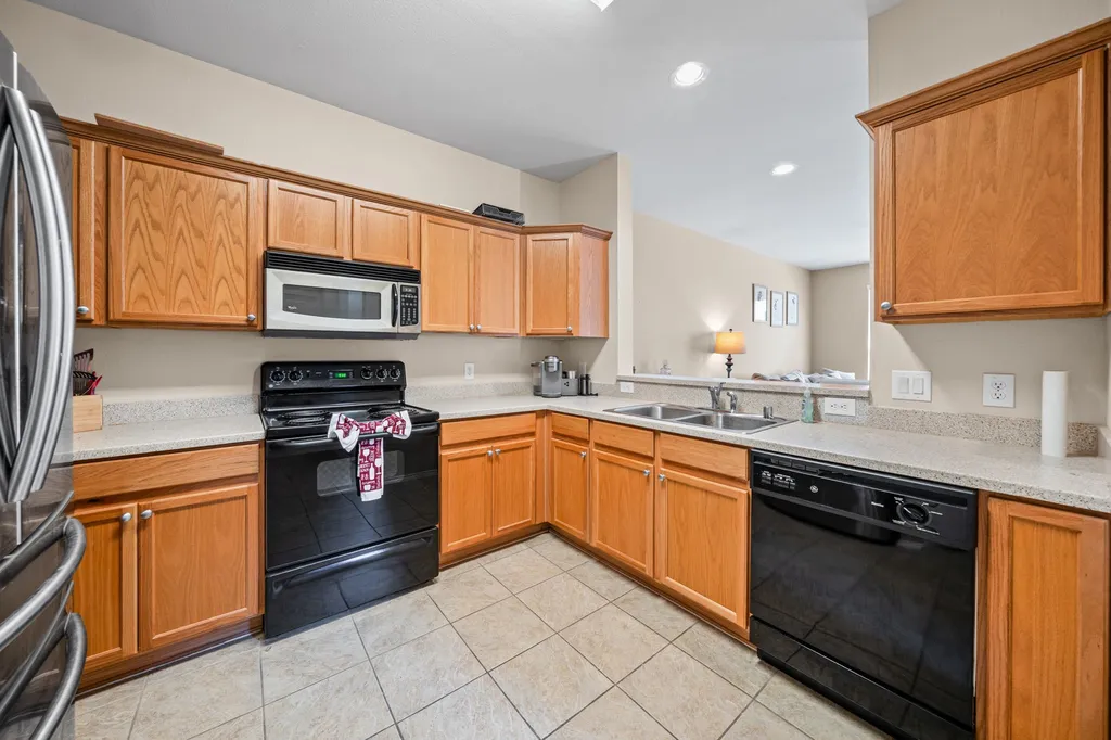 2204 Canterbury Park Drive Grand Prairie TX 75050