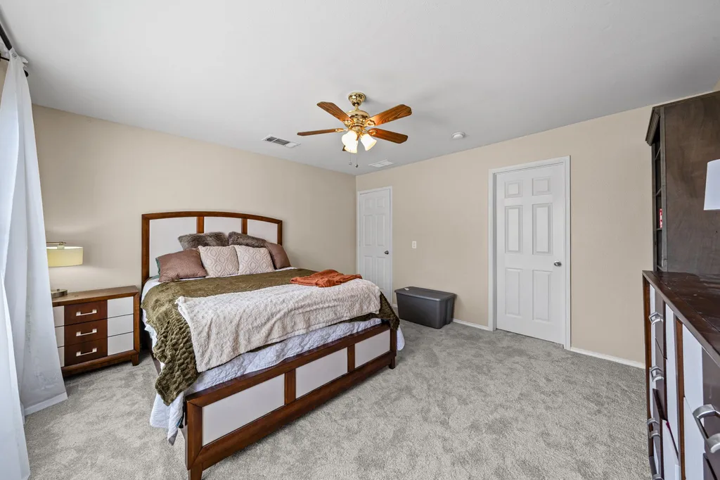 2204 Canterbury Park Drive Grand Prairie TX 75050