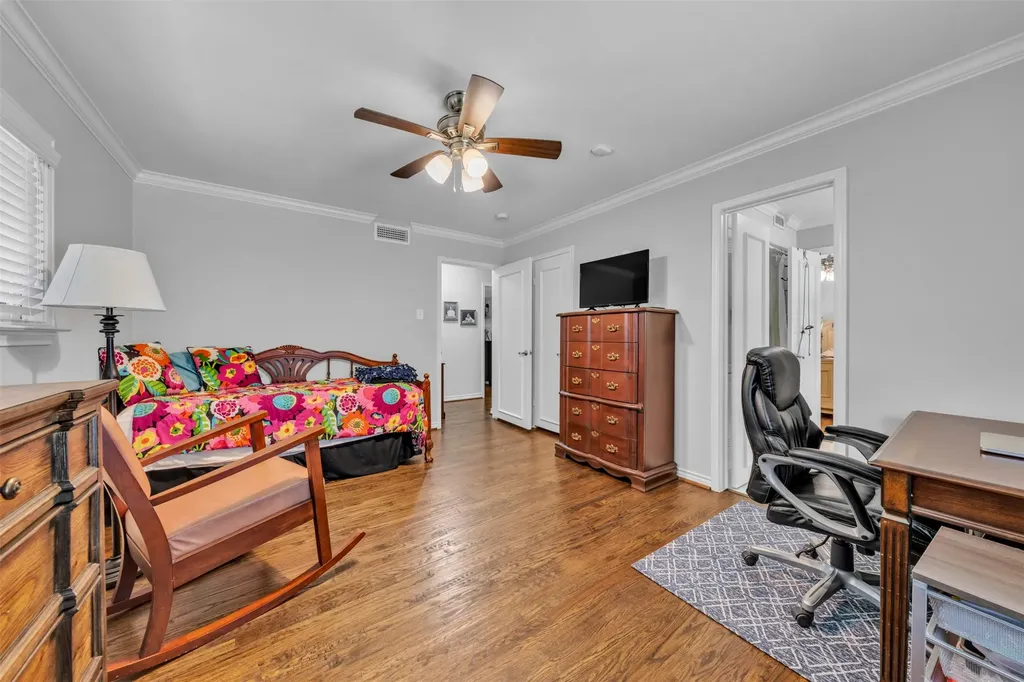 4421 Allencrest Lane Dallas TX 75244